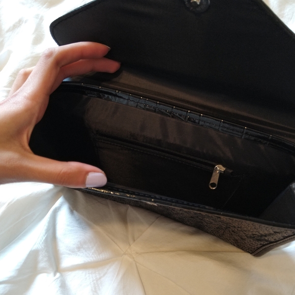 Black Clutch bag - Picture 4 of 4